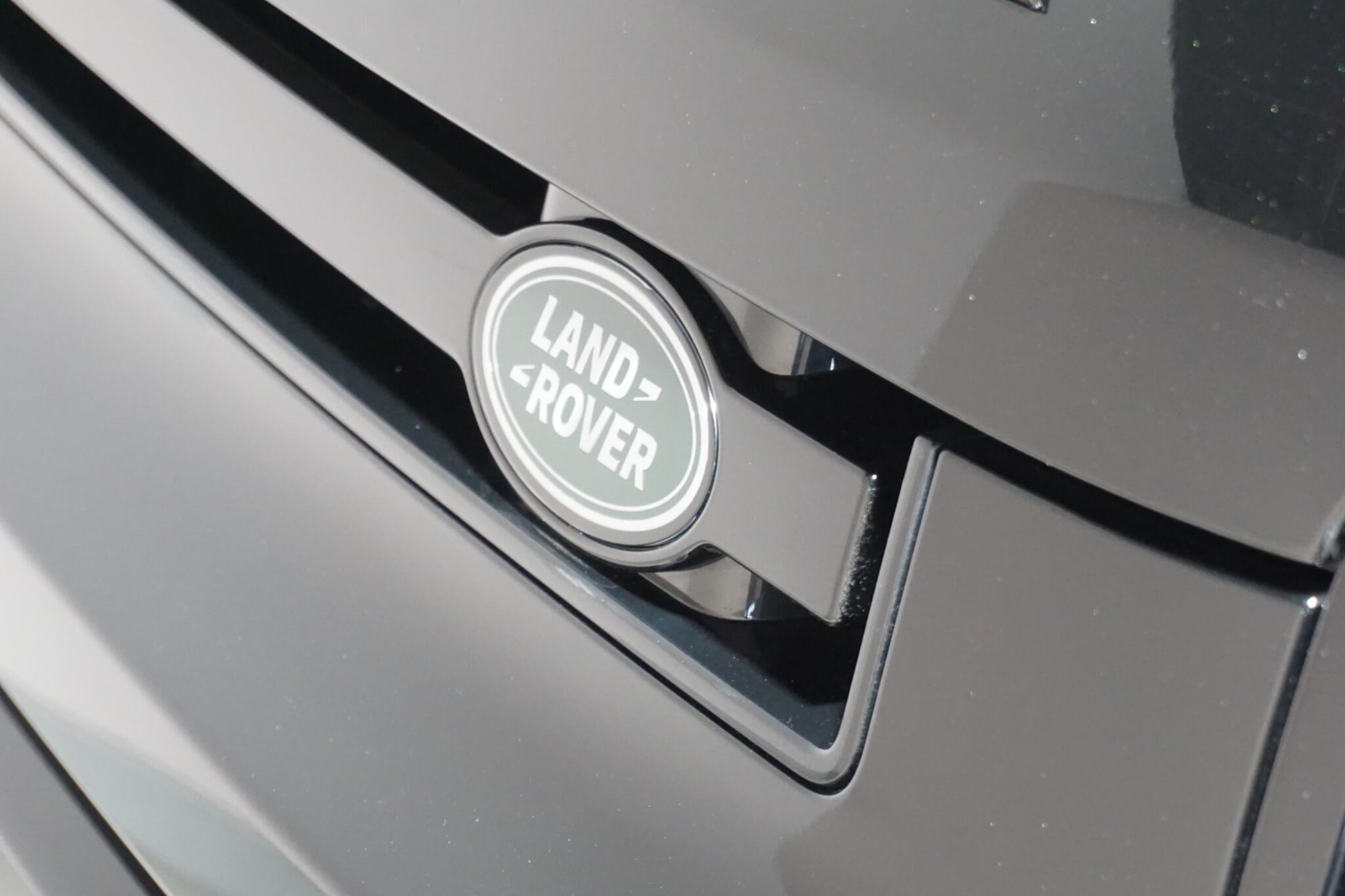 Land Rover Defender 110 3.0 D250 MHEV XS Edition SUV 5dr Diesel Auto 4WD Euro 6 (s/s) (250 ps)